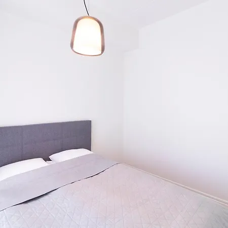 Revalia Lastekodu-odra Bus Station Airport Apartment