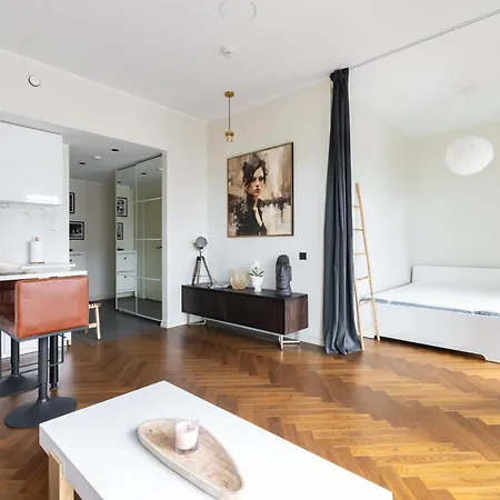 Revalia Lastekodu-odra Bus Station Airport *