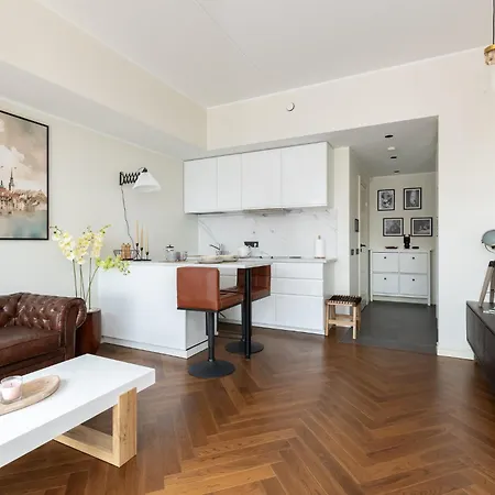 Revalia Lastekodu-odra Bus Station Airport Apartment *