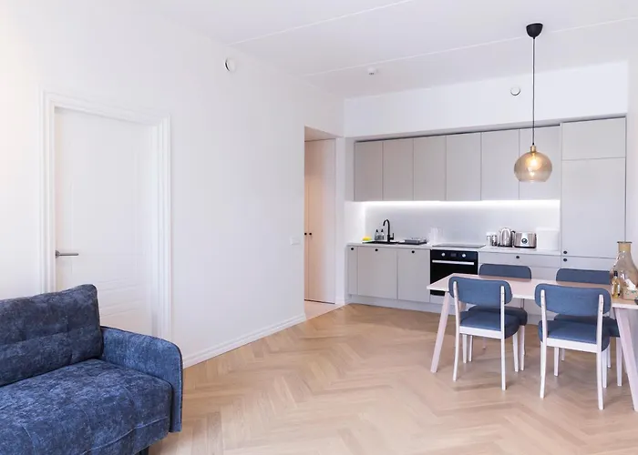 Revalia Lastekodu-odra Bus Station Airport 塔林