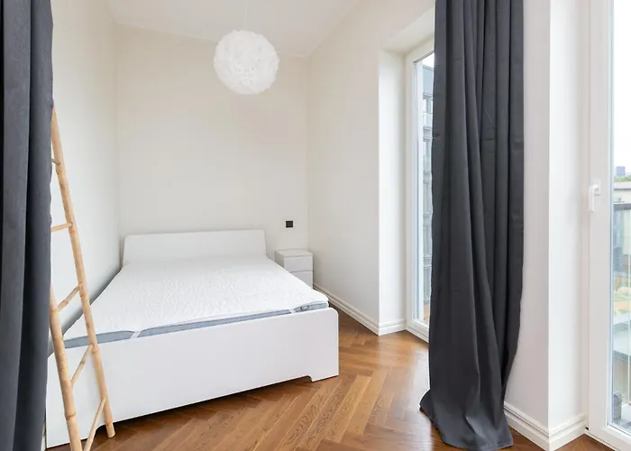 Revalia Lastekodu-odra Bus Station Airport *