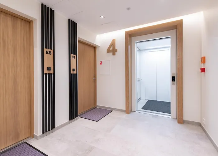 Revalia Lastekodu-odra Bus Station Airport 公寓 *