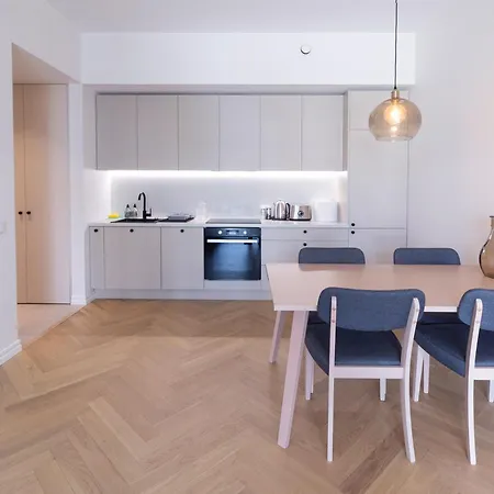 Apartamento Revalia Lastekodu-odra Bus Station Airport *