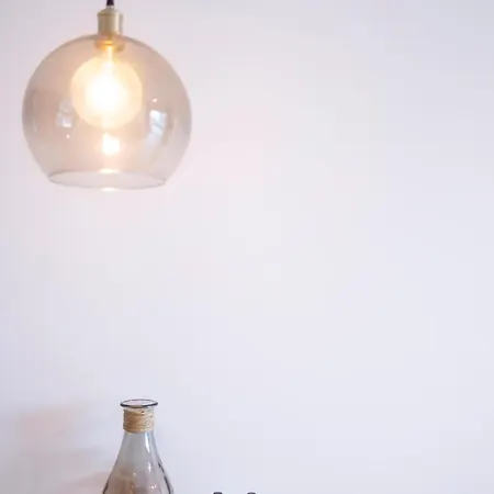 Revalia Lastekodu-odra Bus Station Airport شقة